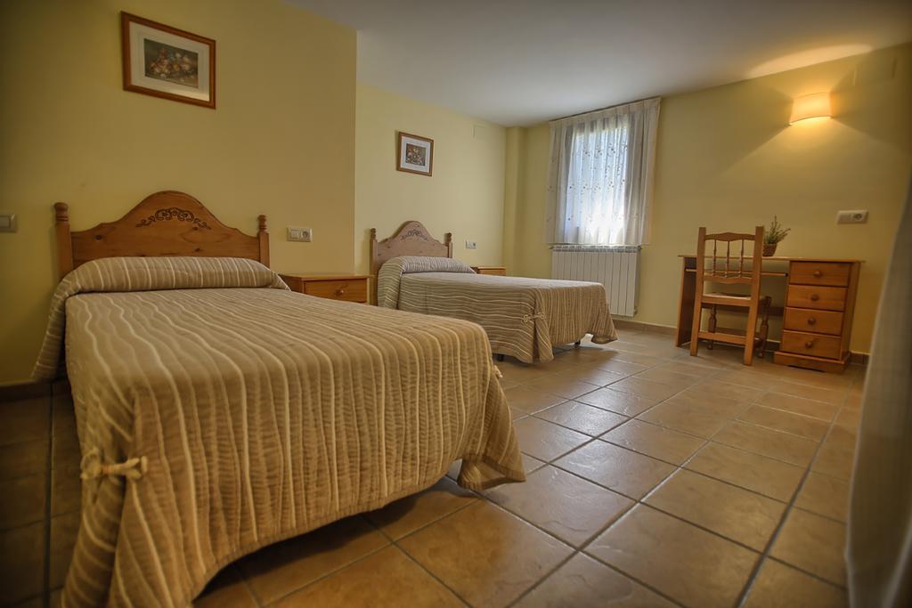 Apartamentos Casa Riu Sahun Δωμάτιο φωτογραφία